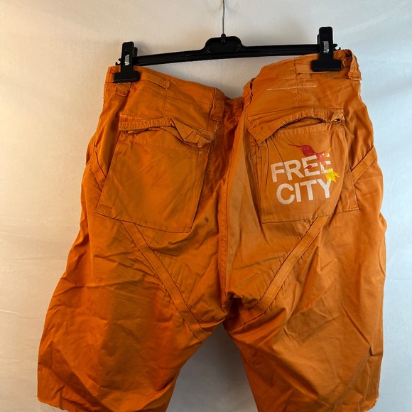FreeCity - R.H. Vintage - Hummingbird - RARE Orange Cutoff Cargo Shorts - 50/32W - Picture 6 of 11